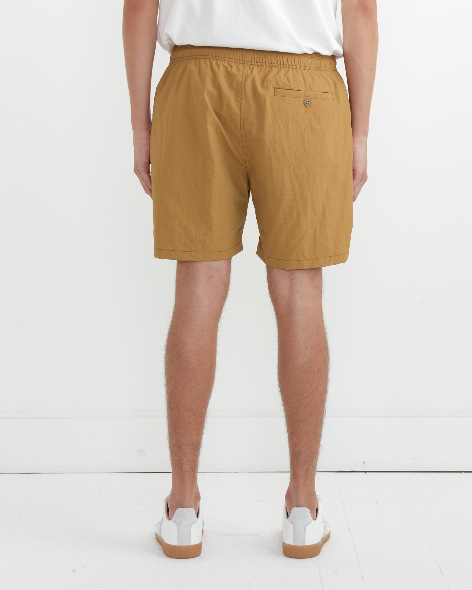 Contrast Stitch SM Short Taslan Nylon in Sand