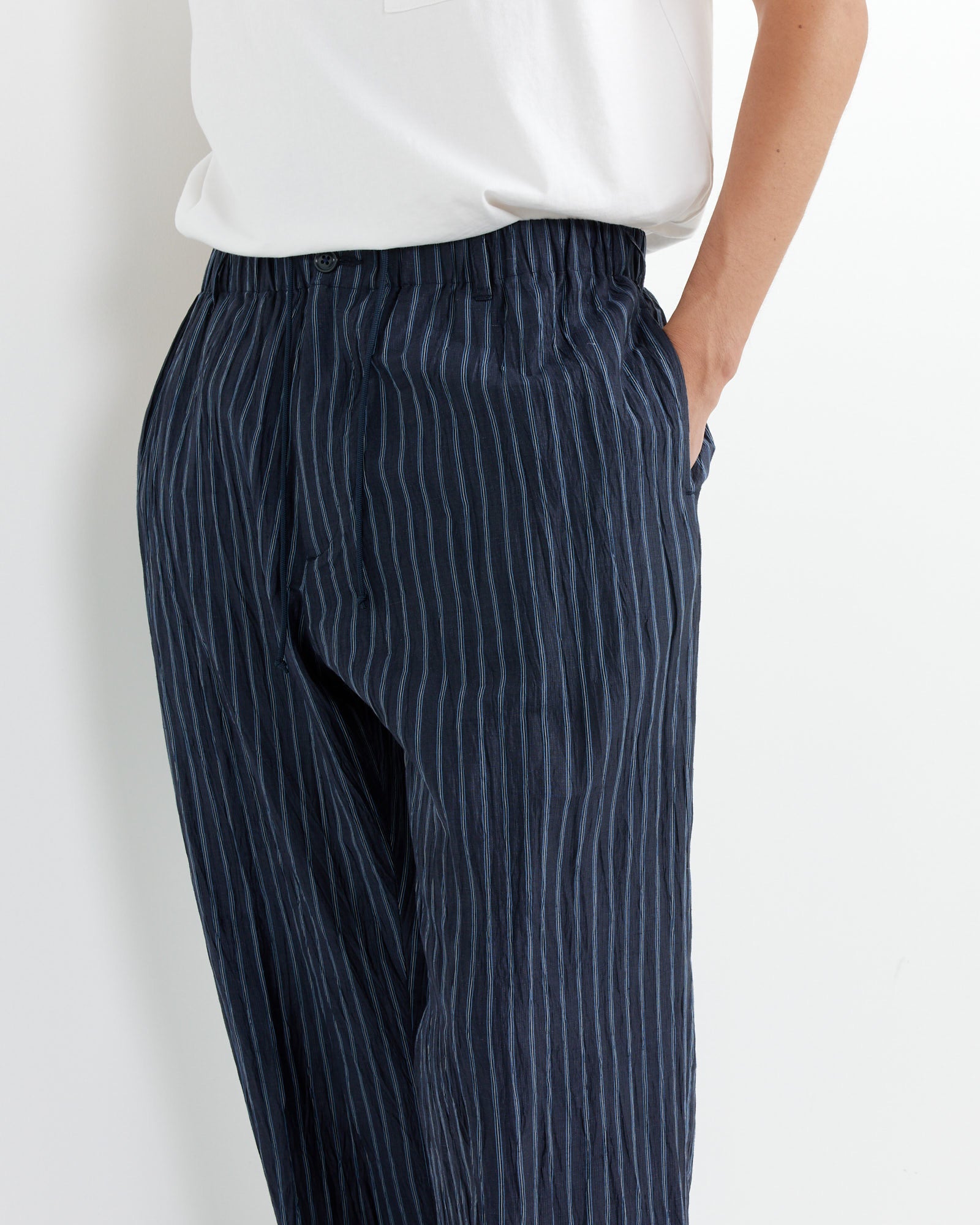 SMOCK Drape Trouser in Crinkle Stripe Navy - Navy / M (265477)