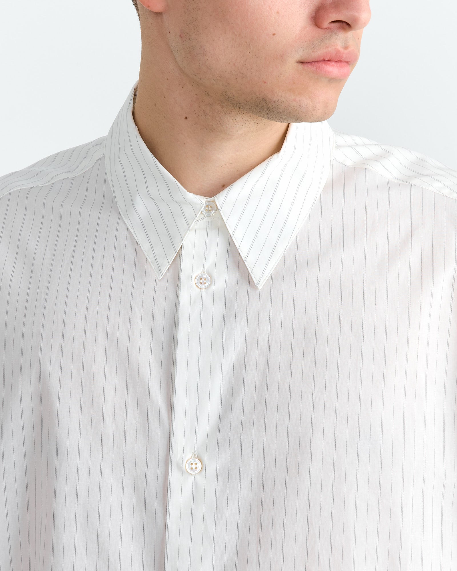 Studio Nicholson Sanko Shirt Parchment Stripe - Parchment Stripe / L (266087)