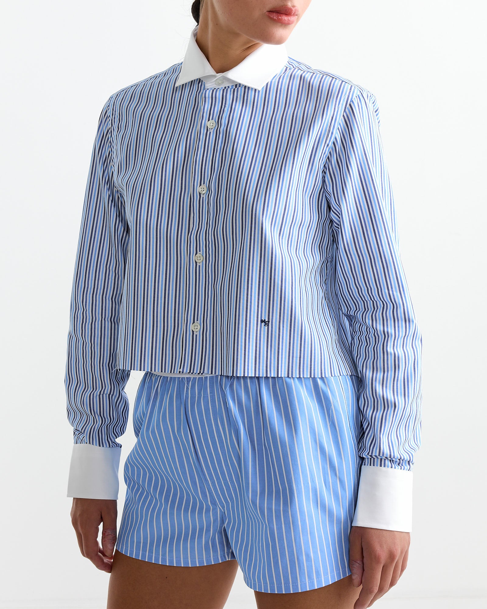 Cropped Contrast Collar Shirt in Multi Blue Stripe