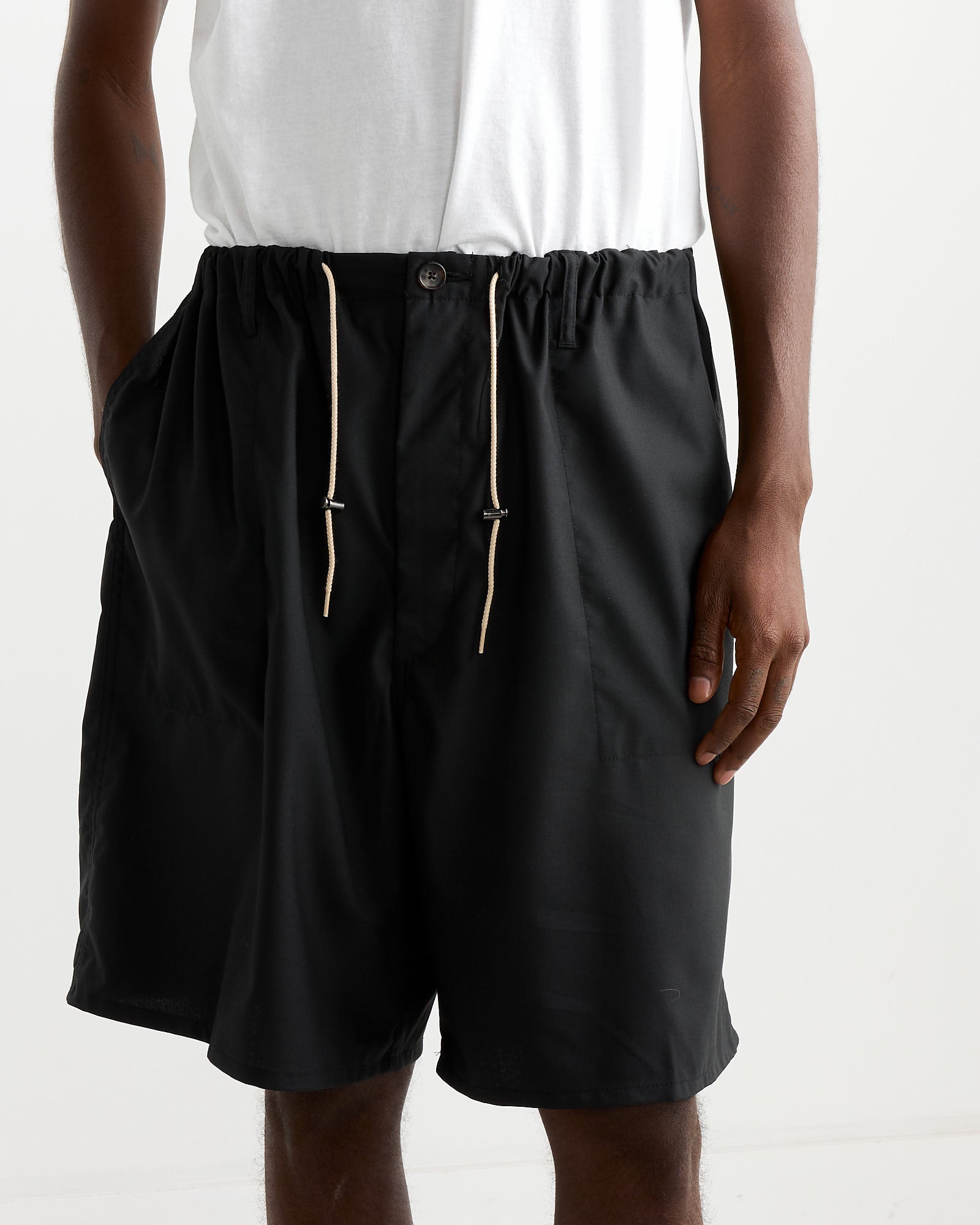 Fatigue Short Pant in Black