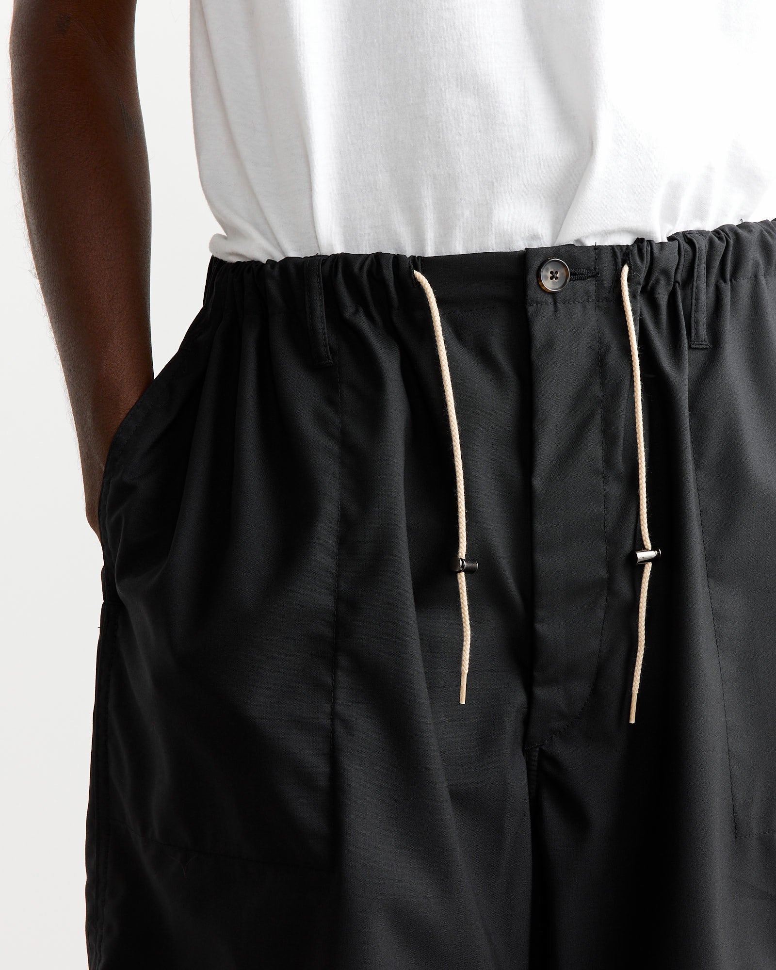 Fatigue Short Pant in Black