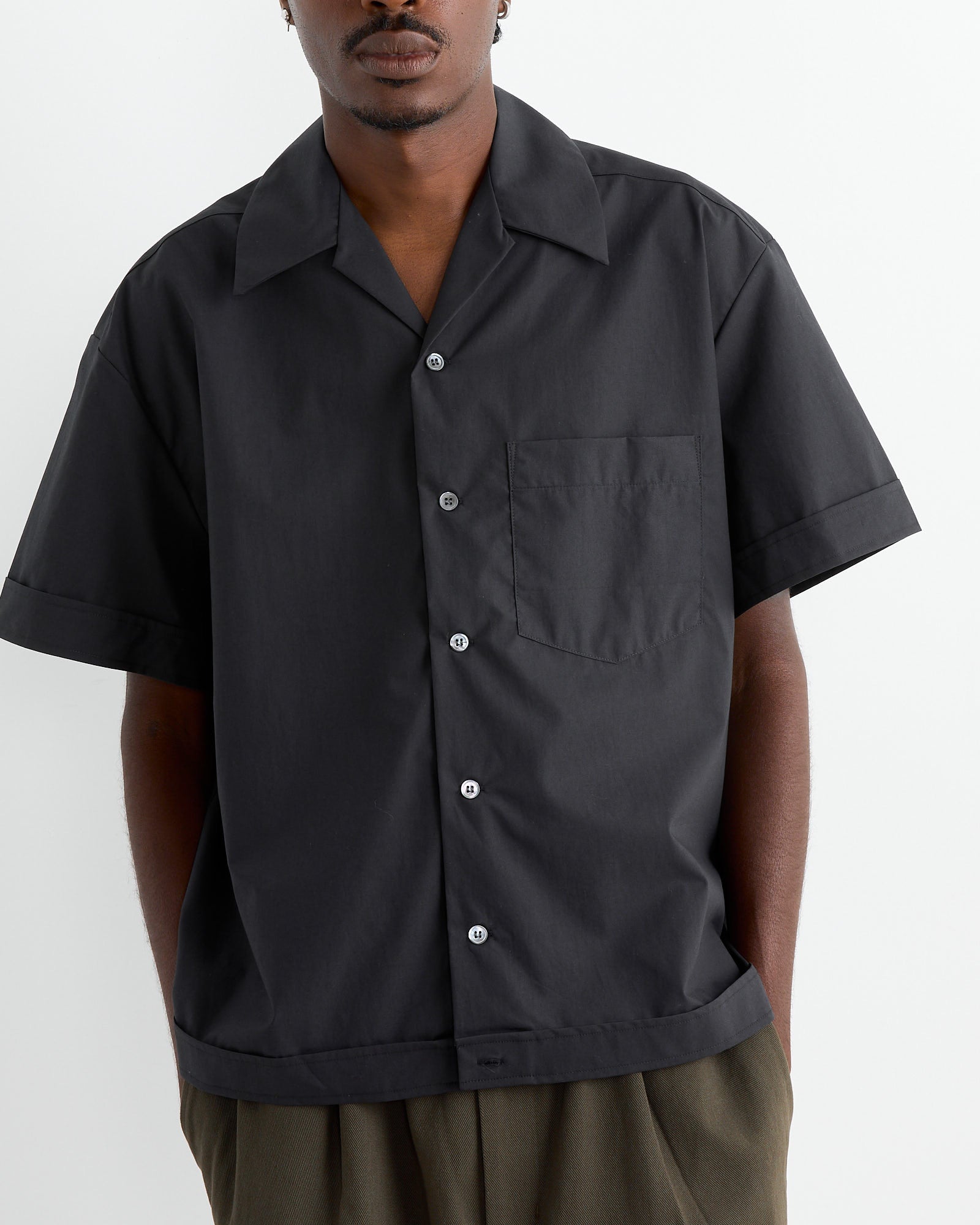 Bongo Shirt in Organic Poplin Black