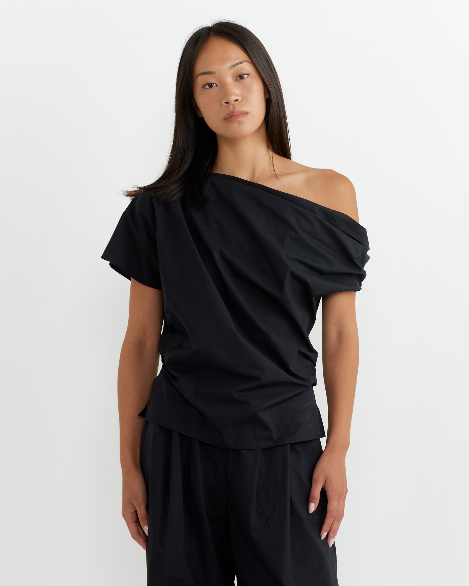 Mata Top in Black