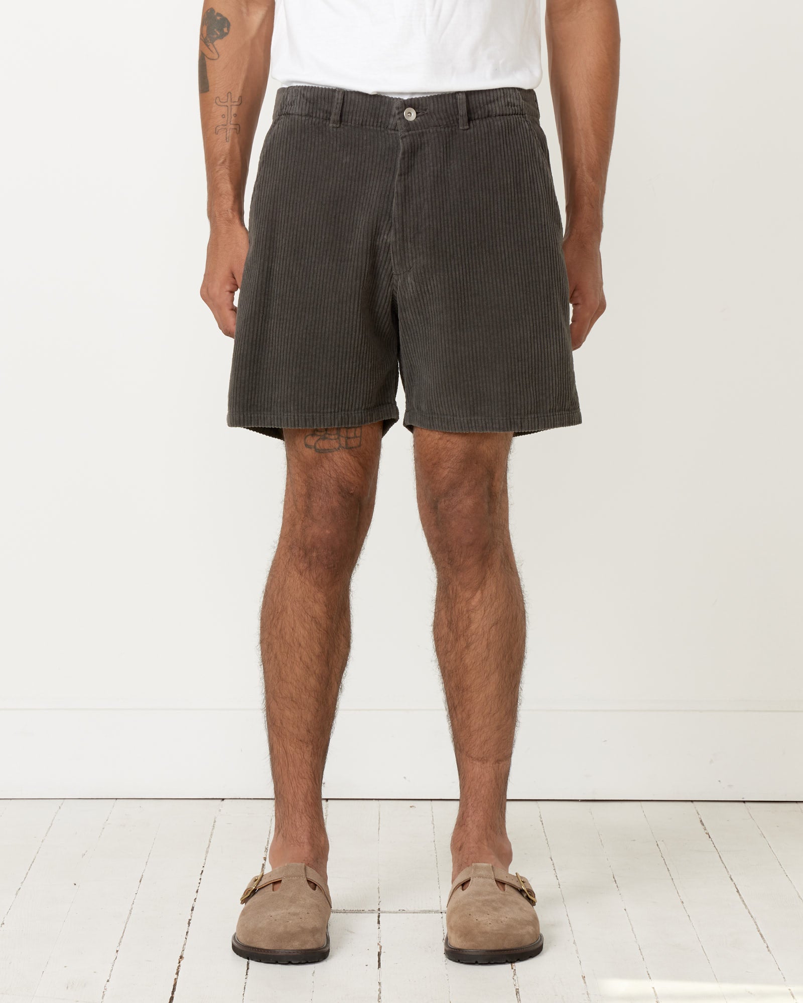 Laguna Short Corduroy in Washed Grey