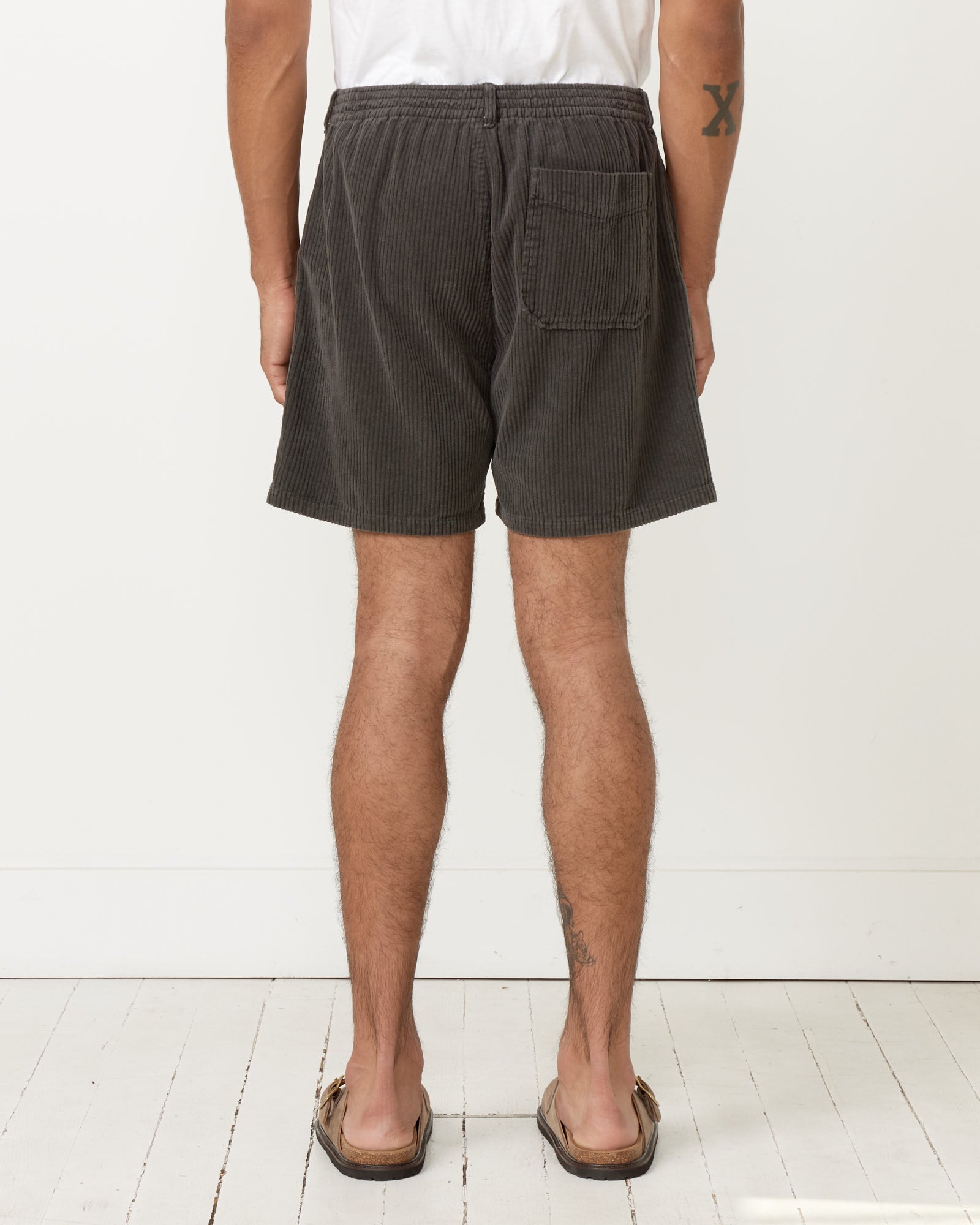 Laguna Short Corduroy in Washed Grey