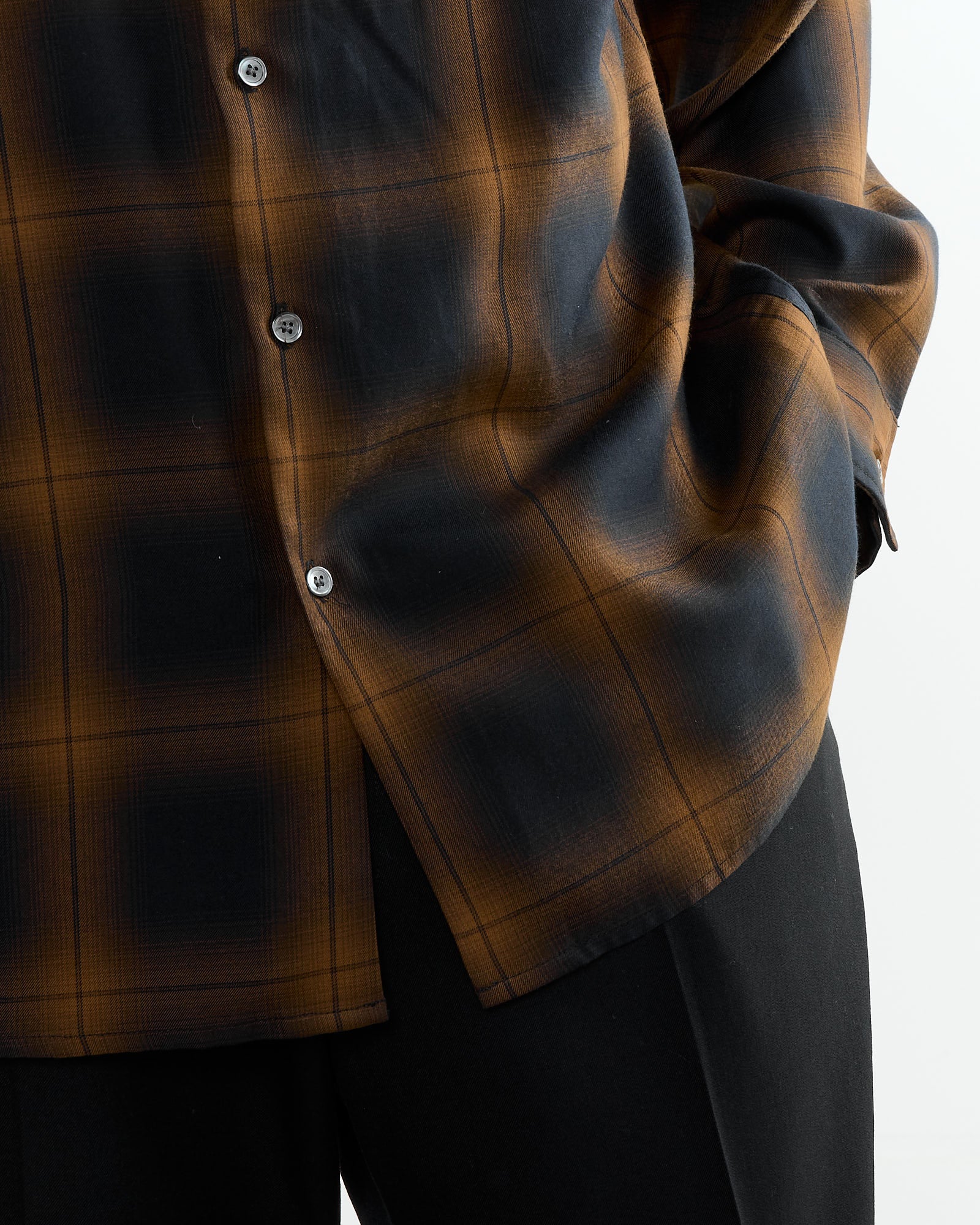 Routine Shirt in Tencel Ombre Plaid Brown