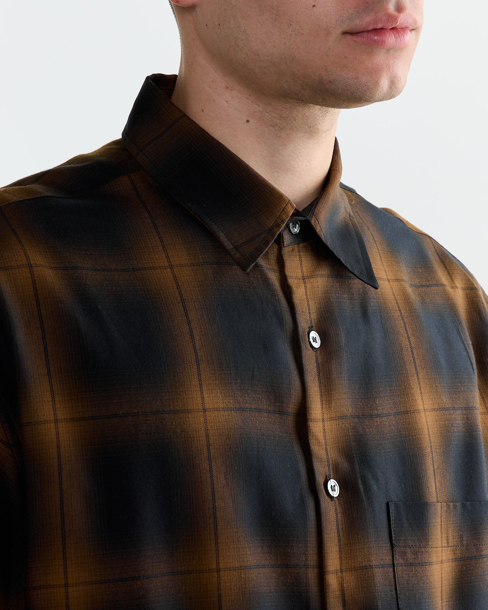 Routine Shirt in Tencel Ombre Plaid Brown